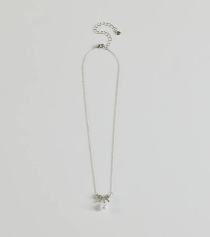 Simple And Stunning Rhinestone Bow Necklace